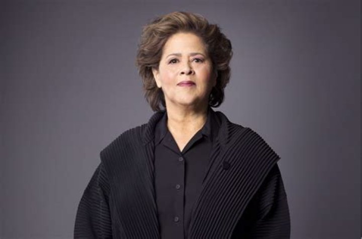 Anna Deavere Smith