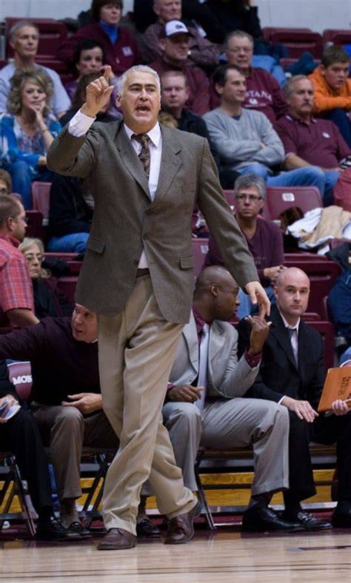 Wayne Tinkle
